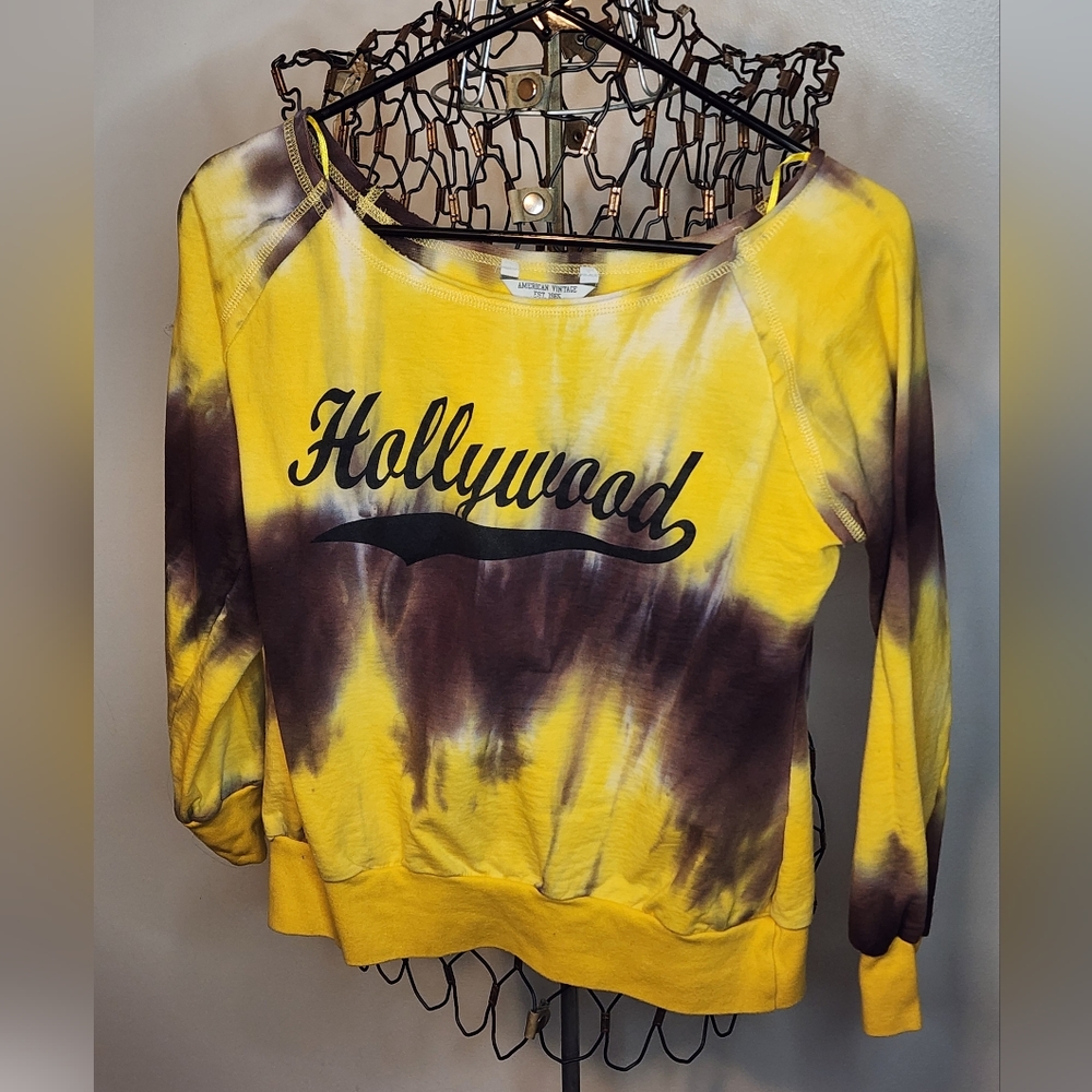 Off Shoulder Sweatshirt - Picture 4 of 7